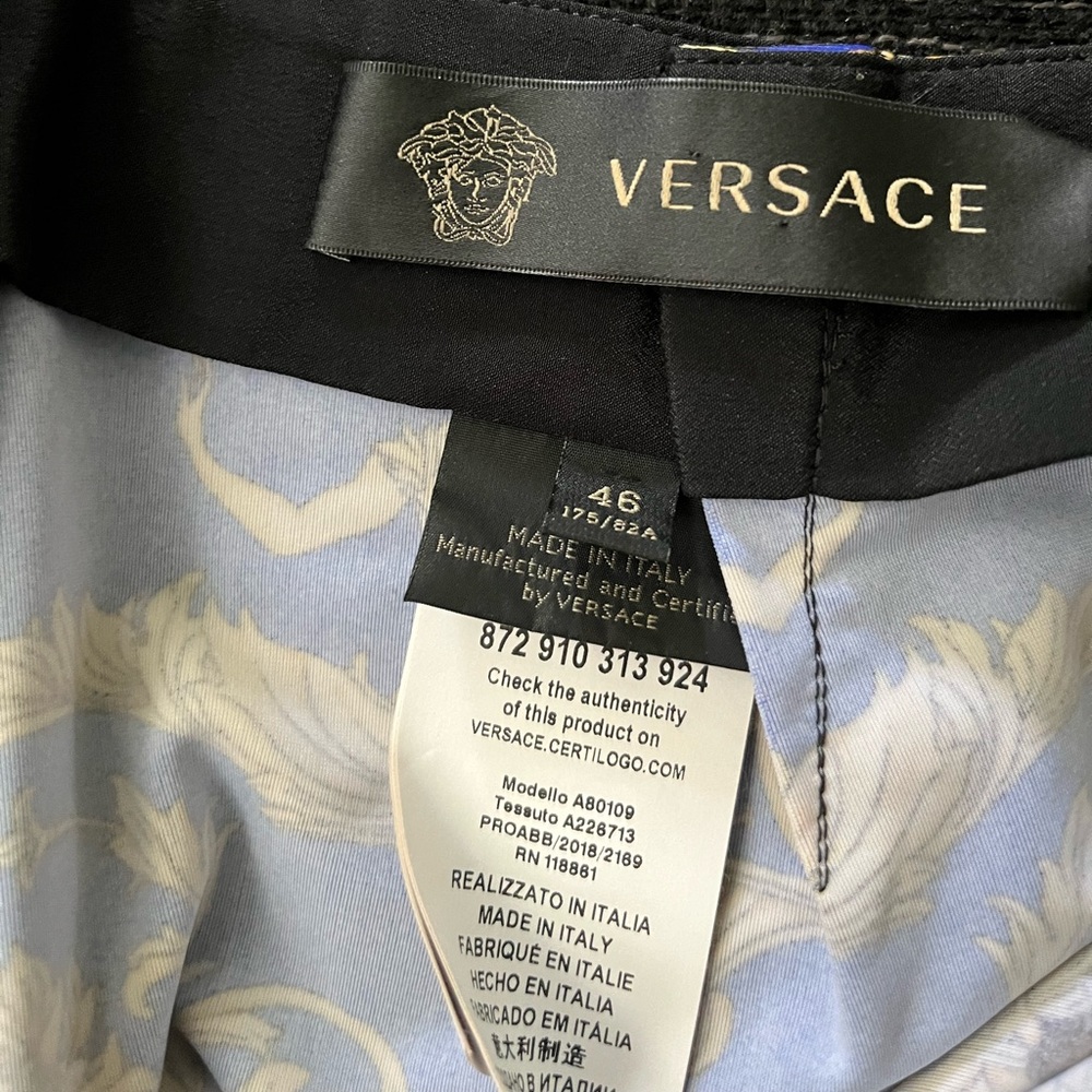 Versace pants like new worn once size 46 in Italy which is a US size 10 women’s